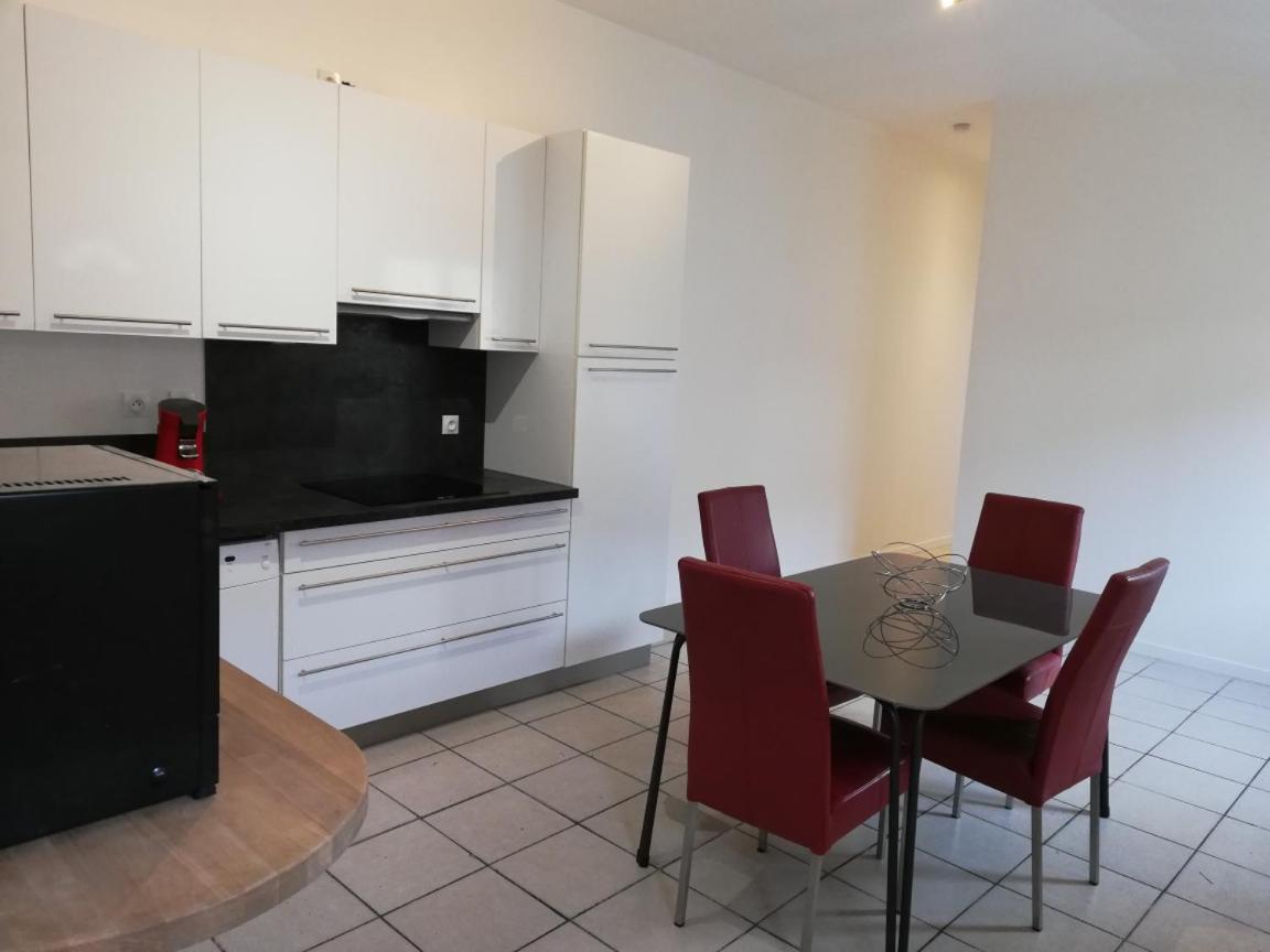 Logement Entier Au Calme Villers-Outreaux エクステリア 写真