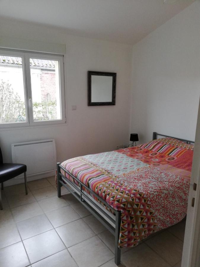Logement Entier Au Calme Villers-Outreaux エクステリア 写真